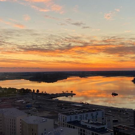 18Th Floor Helsinki High Point 1 Bdr Apartment With City View - Free Garage Parking Exterior photo